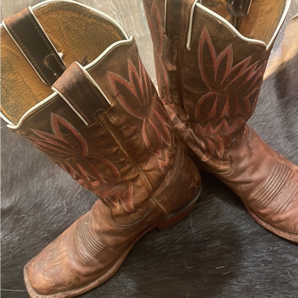 Tony Lama Size 7.5 narrow